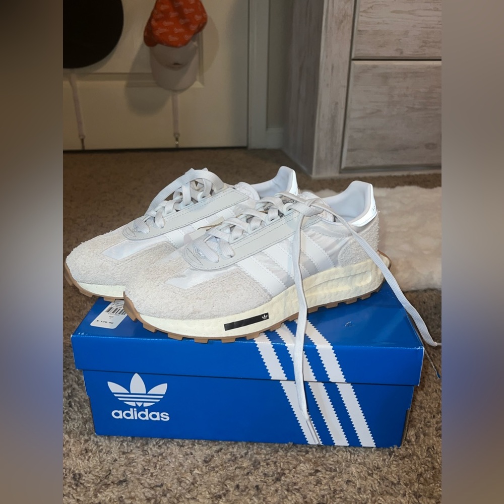 ADIDAS RETRO